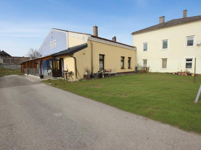 Charmante 2 Zimmer Wohnung mit Gartenmitbenutzung in St. Pölten