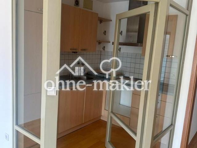 Charmante 2 Zimmer Wohnung mit großzügigem Dachstudio, Balkon & Einbauküche in Vierkirchen