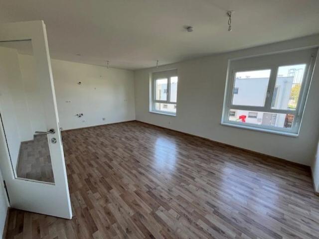 Charmante 2 Zimmer Wohnung mit großem Balkon – perfekt zum Ankommen