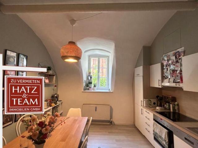 Charmante 2 Zimmer Wohnung mit kleiner Terrasse!