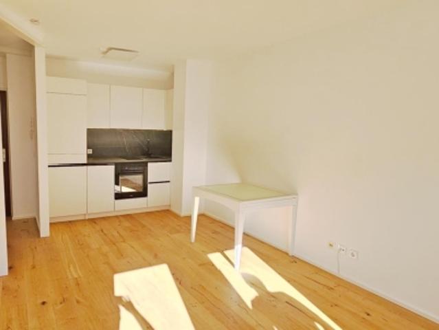 Charmante 2 Zimmer Wohnung mit inkl. Küche! Erstbezug nach Komplettsanierung!