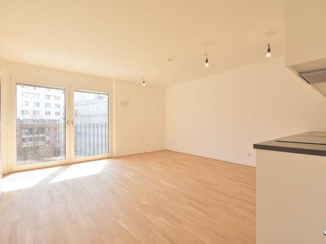 Charmante 2 Zimmer Wohnung mit Loggia nahe U3