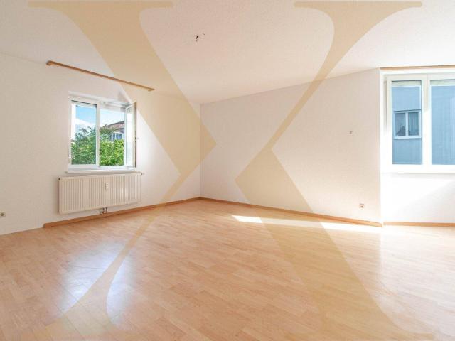 Charmante 2 Zimmer Wohnung mit Loggia und Tiefgaragenparkplatz in Urfahr/Plesching zu vermieten!