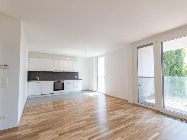 Charmante 2 Zimmer Wohnung mit Loggia und inkl. Garagenplatz nahe Klinik Floridsdorf ideal für Singles