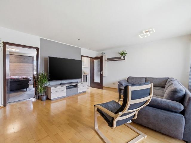 Charmante 2‑Zimmer‑Wohnung mit Loggien‑Duo in München