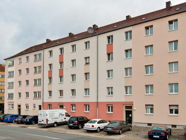 Charmante 2 Zimmer Wohnung mit Tageslichtbad in zentraler Lage