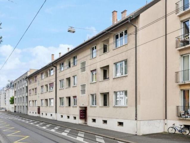 Charmante 2 Zimmewohnung in der Stadt!