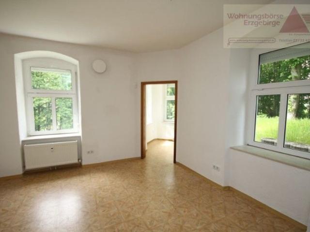Charmante 2 Raum Wohnung mit besonderem Turmzimmer in ruhiger, zentrumsnaher Lage von Annaberg!