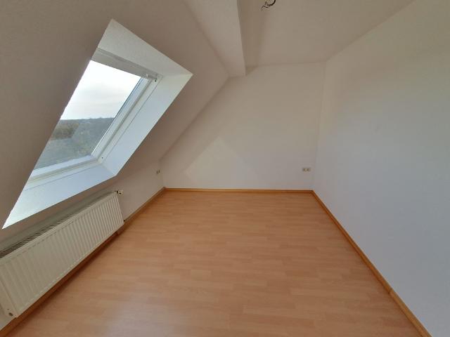 Charmante 2 Raumwohnung mit Tageslichtbad im Dachgeschoß zu vermieten!