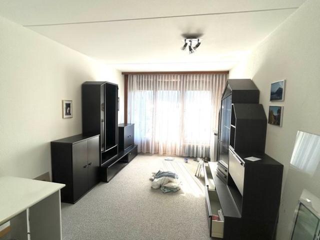 Charmante 4.5 Zimmer Wohnung mit Seeblick in Gunten