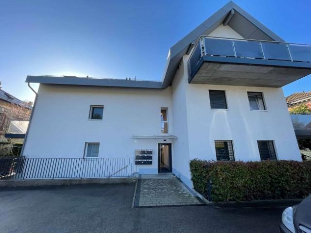 Charmante 4,5 Zimmer Wohnung im 2. Stock – 1162 ST PREX