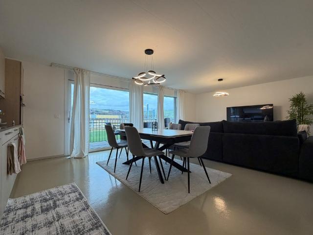 Charmante 4,5 Zimmer Wohnung im 2. Stock in Lucens