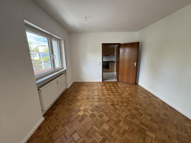 Charmante 4 Zimmerwohnung mit Balkon und.