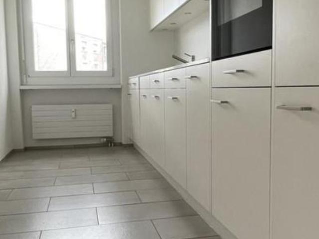 Charmante 4 Zimmerwohnung mit Sitzplatz und Waschturm
