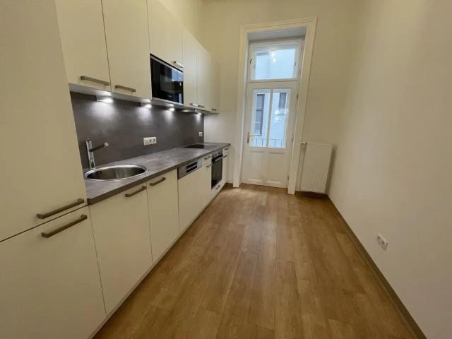 Charmante 4 Zimmer Altbauwohnung in ruhiger Straße nahe Belvedere