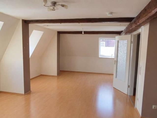 Charmante 4 Zimmer Dachgeschosswohnung mit Fachwerkflair in Baiersdorf