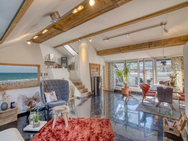 Charmante 4 Zimmer Dachgeschosswohnung mit Terrasse und Bergblick in Schwaz
