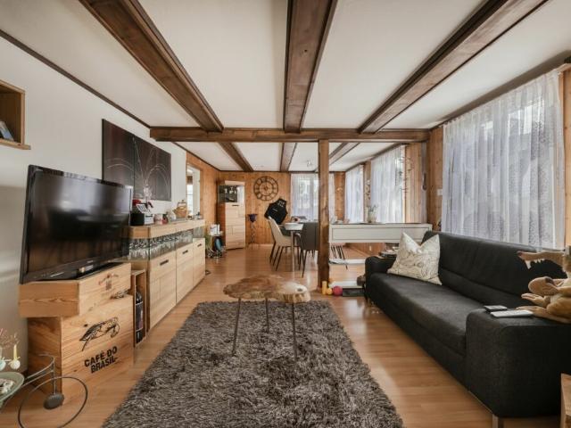 Charmante 4 Zimmer Maisonette Wohnung