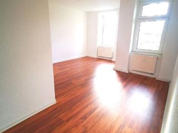Charmante 4 Zimmer Wohnung mit Balkon in Chemnitz