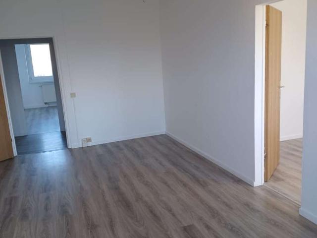 Charmante 4 Zimmer Wohnung mit sonnigem Balkon im 3. OG
