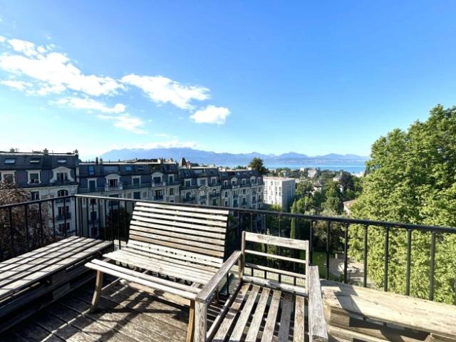 Charmante 5,5 Zimmer Wohnung im Herzen des Sous Gare Bezirks in Lausanne