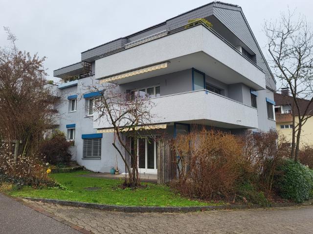 Charmante 5 Zimmerwohnung mit Wintergarten und grossem Balkon