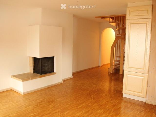 Charmante 5 Zimmer Maisonette Wohnung in Hittnau
