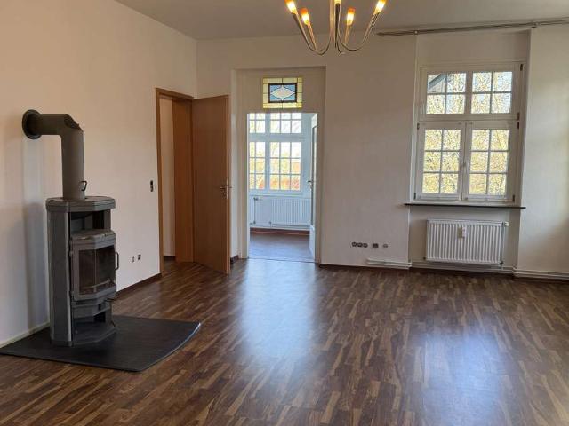 Charmante 5 Zimmer Maisonette mit Gartennutzung, Kamin & Blick ins Grüne