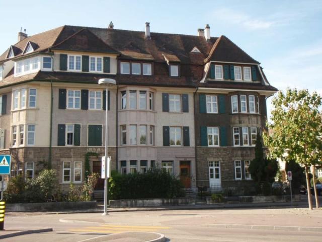 Charmante Altbau Wohnung am Rütimeyerplatz