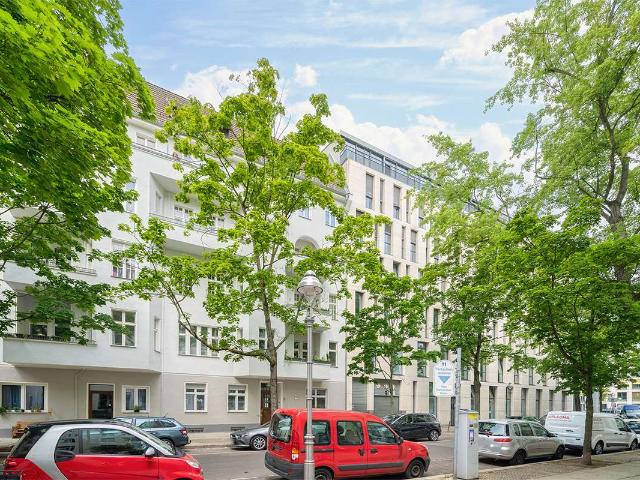Charmante Altbauwohnung im 3. Obergeschoss mit Balkon vermietet