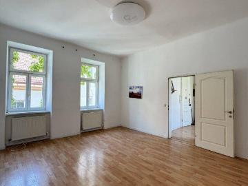 Charmante Altbauwohnung in absoluter Ruhelage mit Grünblick