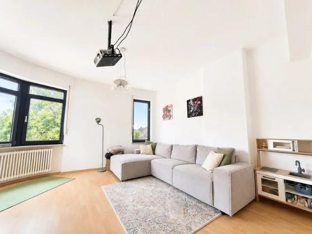 Charmante Altbauwohnung in Rheinlage von Krefeld Uerdingen zu mieten!
