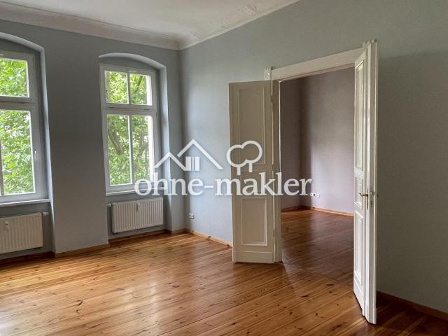 Charmante Altbauwohnung mit Balkon und Aufzug Hufelandstraße Prenzlauer Berg