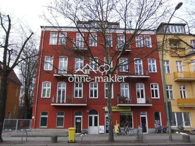 Charmante Altbauwohnung mit großzügigem Hof, Gartenidylle und gewachsener Hausgemeinschaft