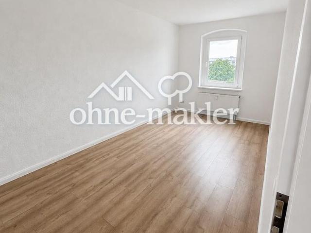 Charmante Altbauwohnung mit neuer Einbauküche in Unikliniknähe