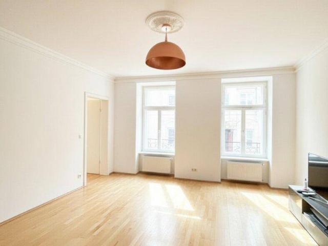 Charmante Altbauwohnung mit perfektem Grundriss in Bestlage des 9. Bezirks