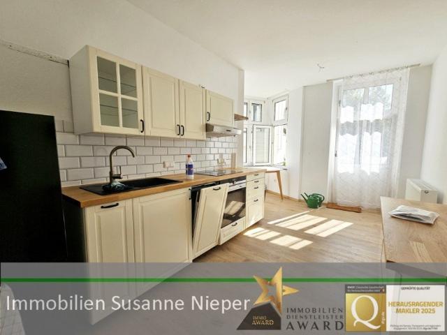 Charmante Altbauwohnung mit Terrasse und Balkon im Herzen von Solingen Wald