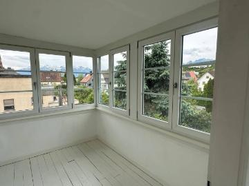 Charmante Altbauwohnung mit verglaster Loggia und Bergblick in Feldkirch Tisis