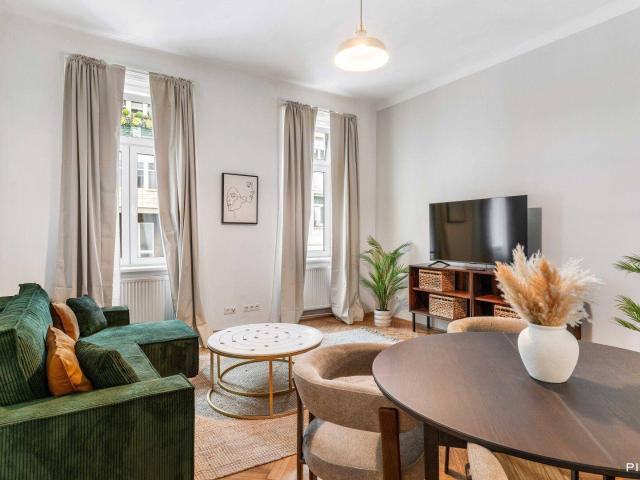 Charmante Altbauwohnung nähe Wallensteinplatz stilvoll Wohnen!