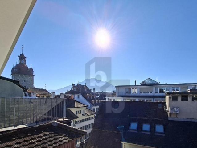 CHARMANTE ALTSTADT MAISONETTE BEZUGSBEREIT