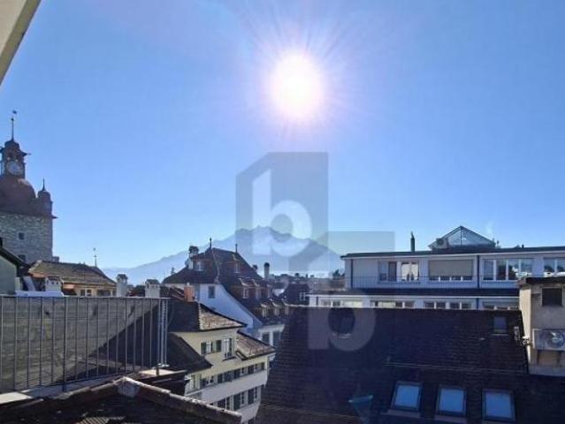 CHARMANTE ALTSTADT MAISONETTE BEZUGSBEREIT