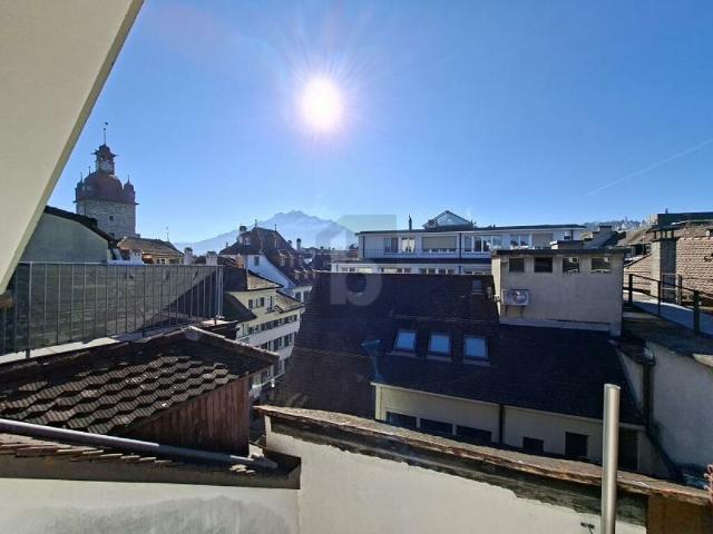 CHARMANTE ALTSTADT MAISONETTE BEZUGSBEREIT