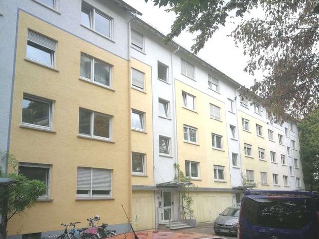 Charmante bezugsfreie 2 Zimmer Wohnung mit Südwest Balkon in ruhiger Lage von Freiburg Zähringen