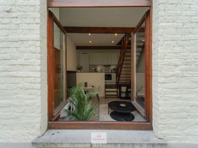 Charmante bemeubelde citéwoning nabij Coupure