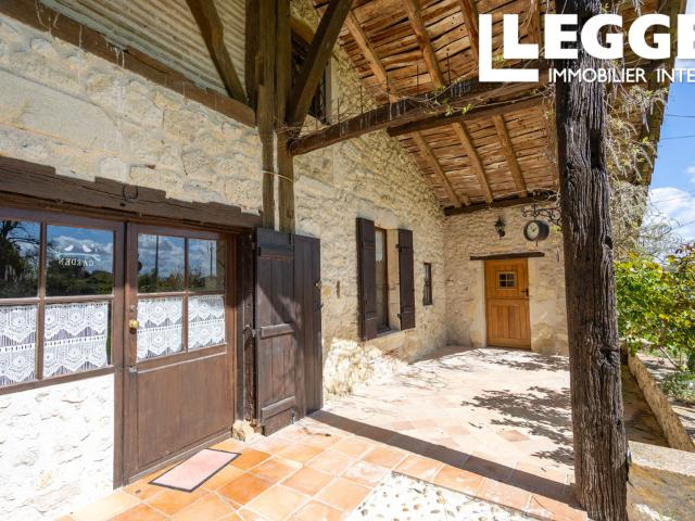 Charmante Bergerie Landaise avec piscine interieur à la campagne Lot et Garonnais