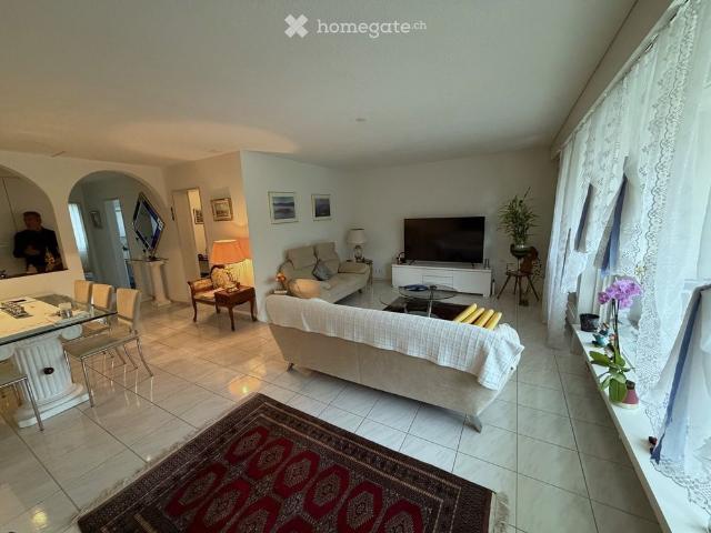 Charmante Garten Wohnung an ruhiger Lage in Meggen