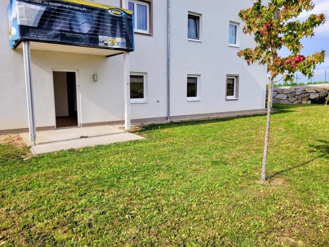 Charmante Gartenwohnung mit Carport und zusätzlichem PKW Stellplatz