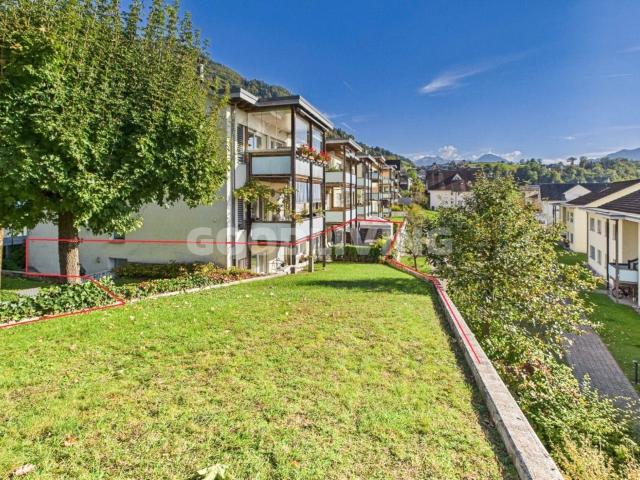 Wohnen mit Perspektiven Garten Terrassenwohnung an begehrter Lage in Greppen