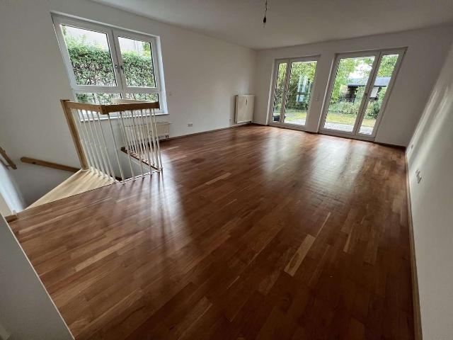 Charmante Gartenwohnung mit Musikzimmer in ruhiger Lage München Maxhof