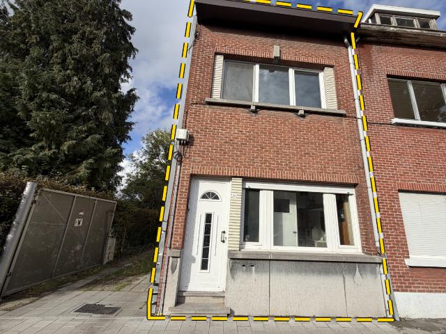 Charmante gezinswoning met 2 slaapkamers, polyvalente zolder en stadskoer
